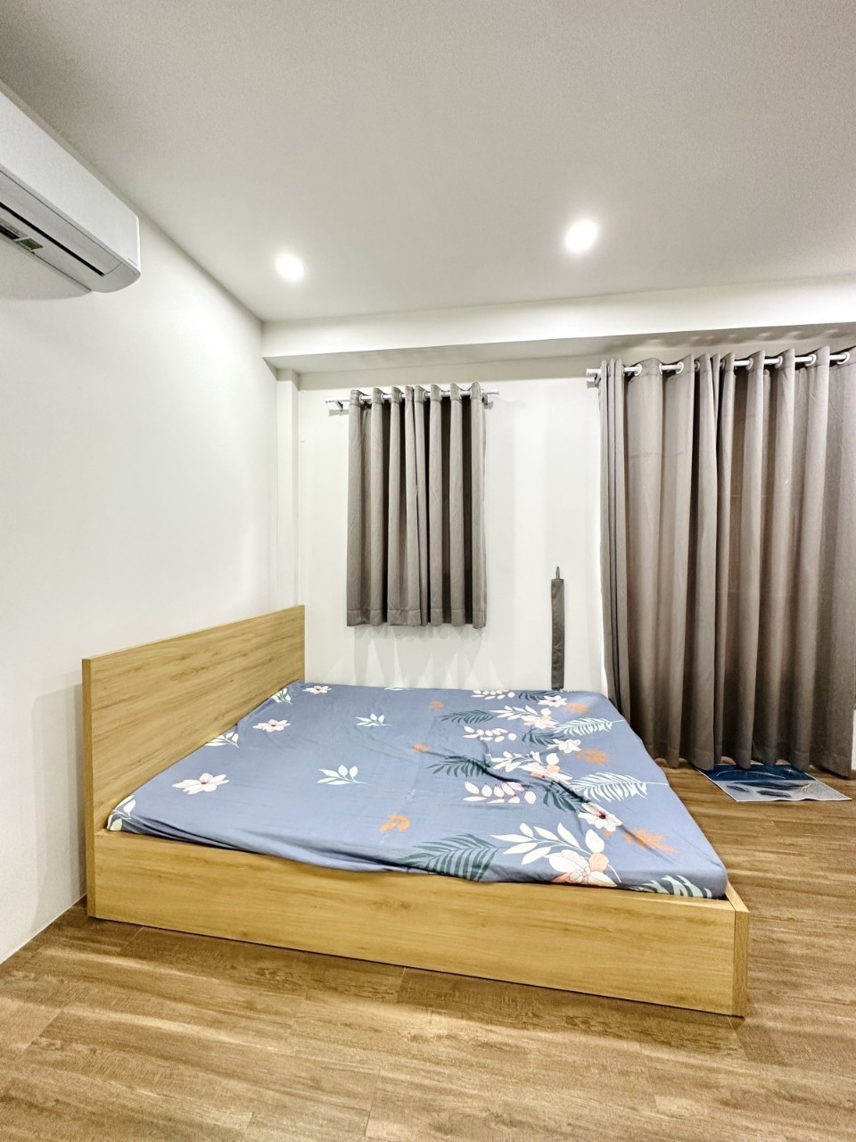 k.CHỈ 4 TỶ HƠN CÓ NHÀ GẦN 40M2 - TT QUẬN 10 - 3PN- NHÀ MỚI- LH KIM ANH