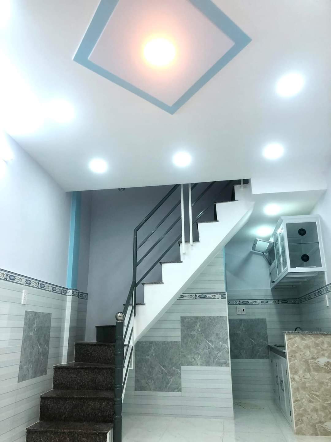 BÁN NHÀ HẺM ĐƯỜNG SỐ 6, P7 GV 22.8M2 GIÁ 2TY 7 CÒN TL 2