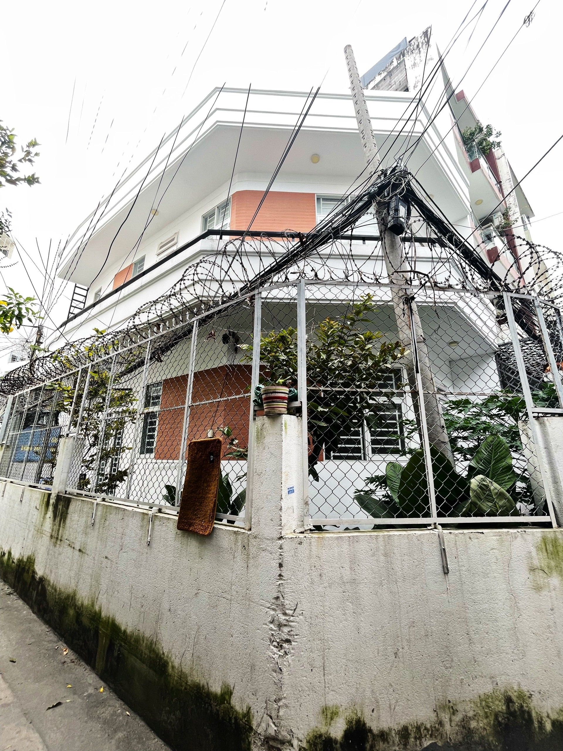 Bán nhà 6,3m x 11m Nguyễn Văn Đậu, Bình Thạnh. HXH, hai mặt hẻm thoáng mátgiá 5,9 tỷ.