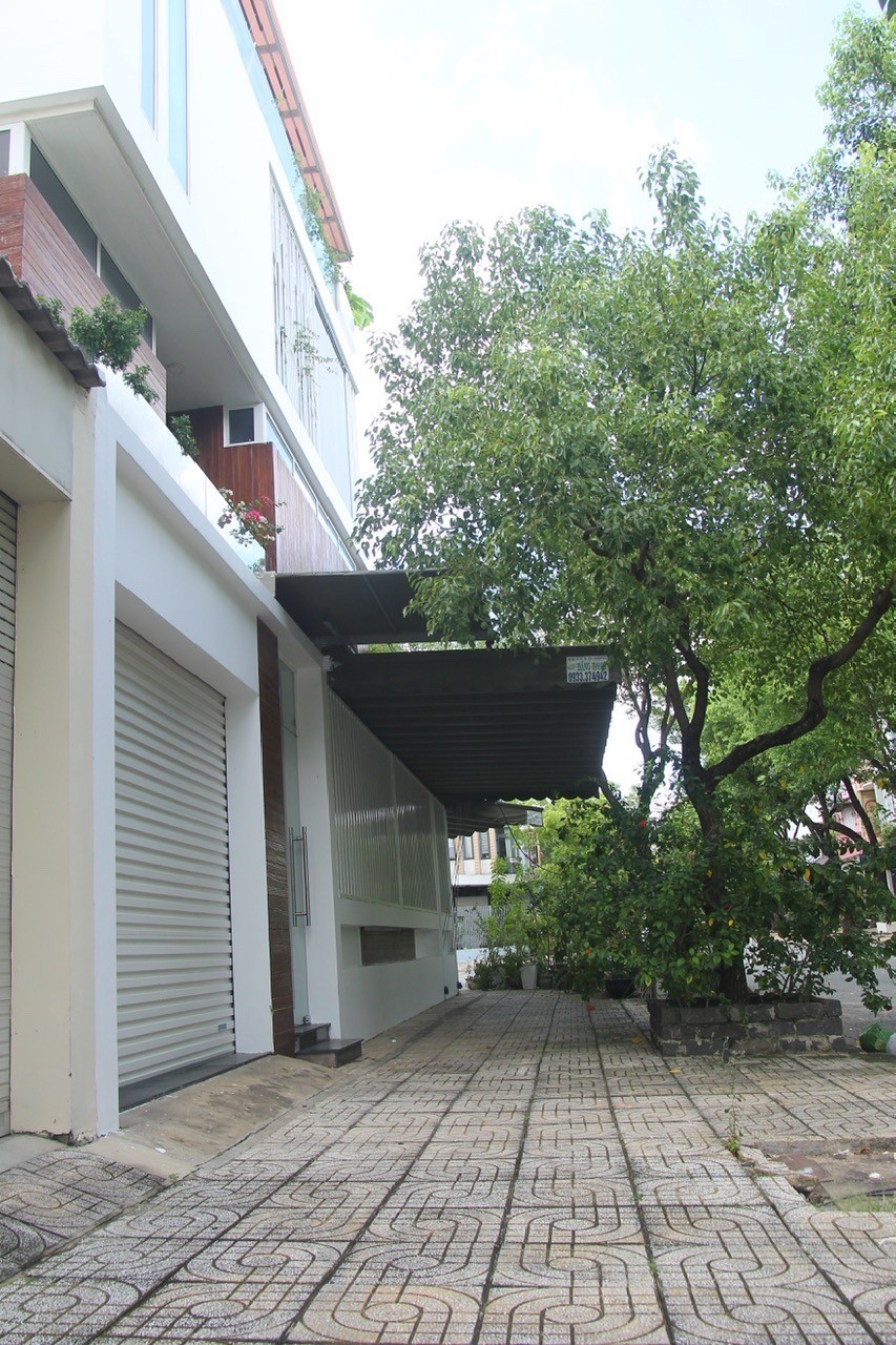 Cần bán Nhà mặt tiền đường 44, Phường Tân Phong, Diện tích 105m², Giá 18,5Tỷ 5