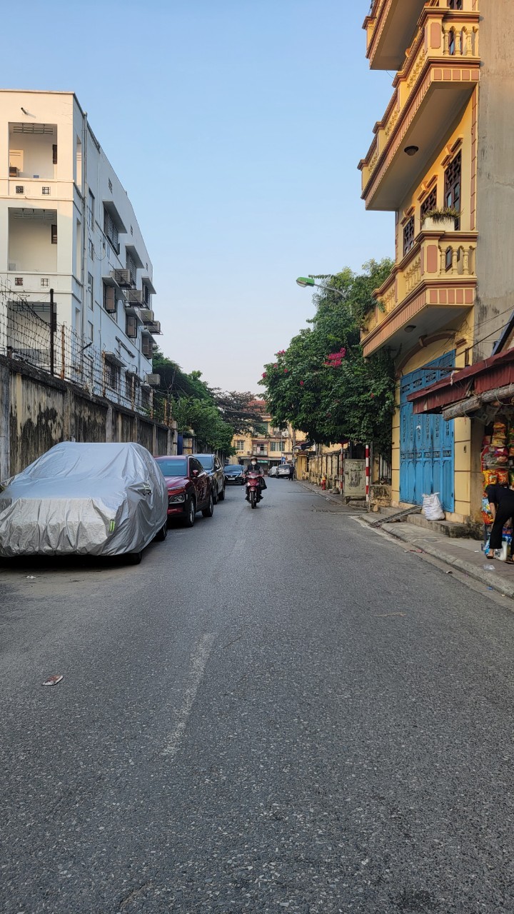 Cần bán Nhà mặt tiền đường Nguyễn Văn Linh, Phường Sài Đồng, Diện tích 58m², Giá 6.25 Tỷ 4