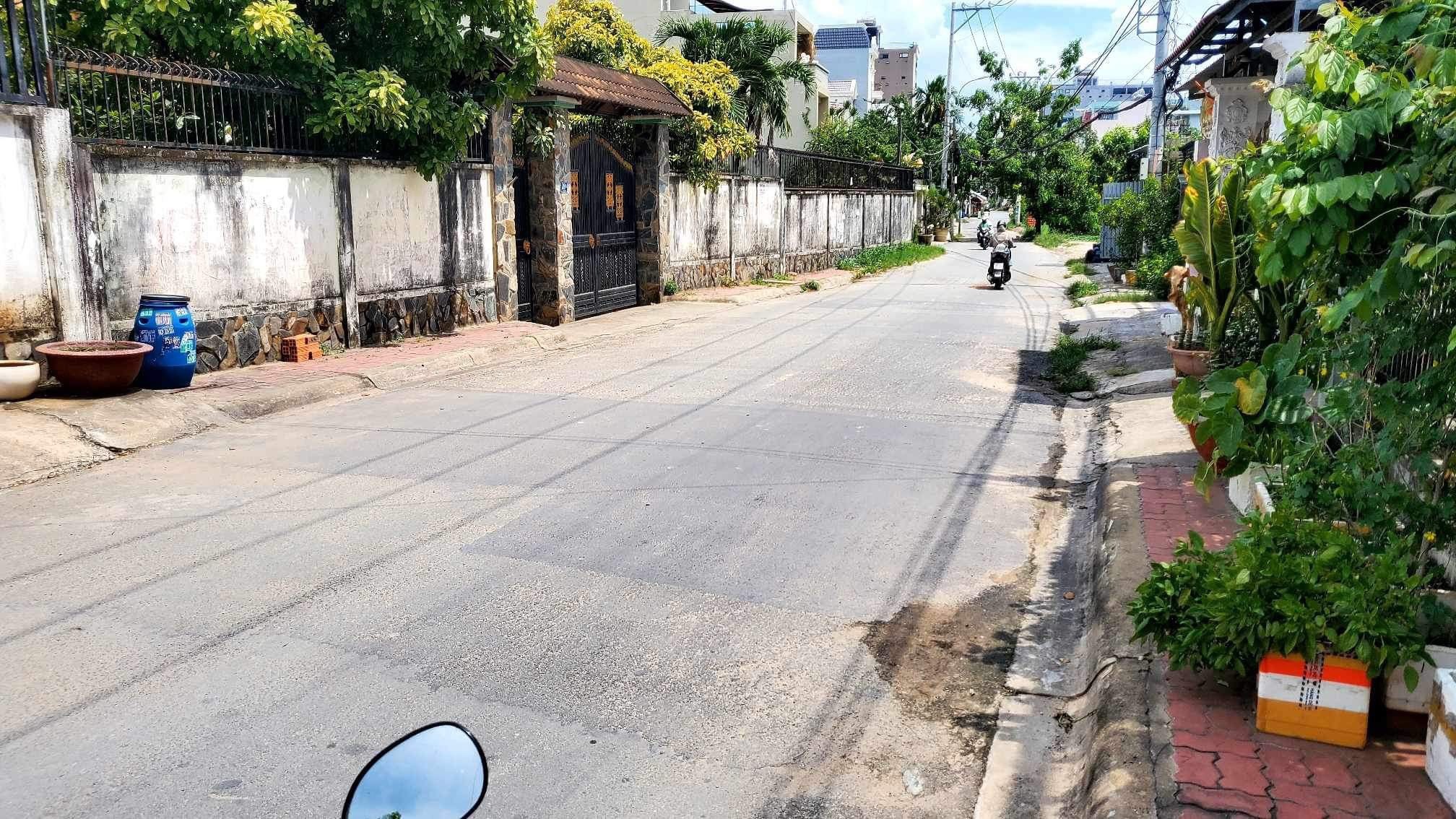 Cần bán Đất đường Số 160, Phường Tăng Nhơn Phú A, Diện tích 75m², Giá Thương lượng 2