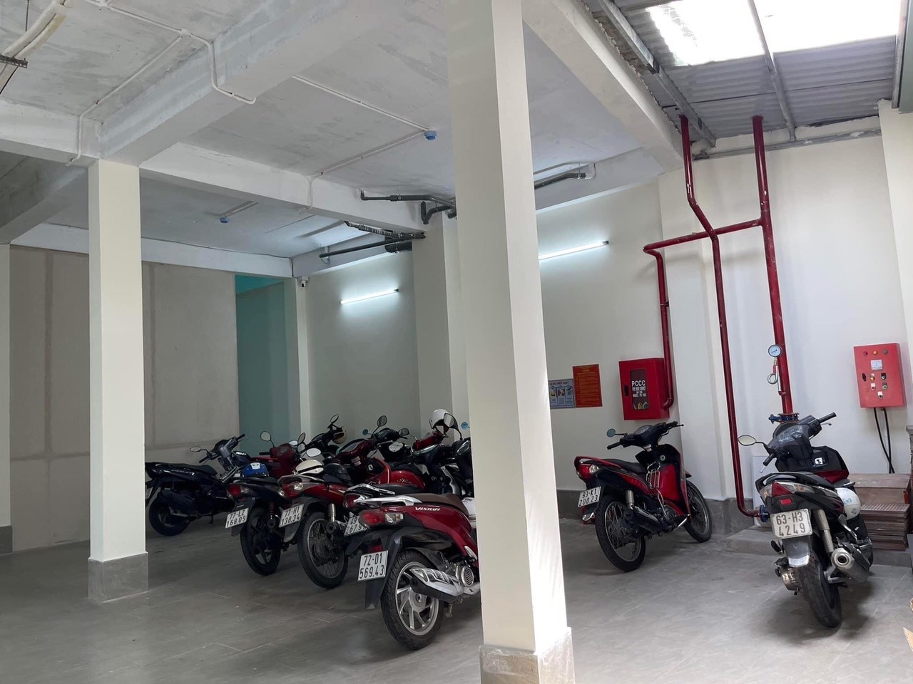 Cần bán chdv 4 lầu mặt tiền đường D3, Phường Tăng Nhơn Phú A, Diện tích 210m², Giá 31 Tỷ 3