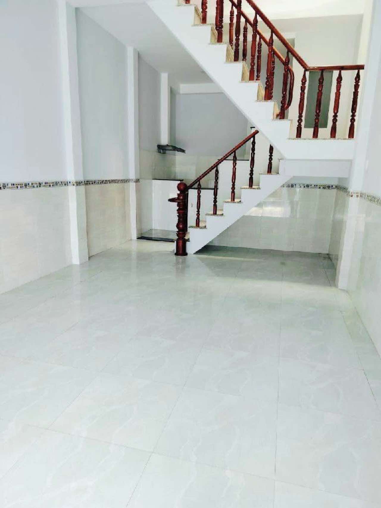 Bán nhà mt liên khu 2-5 ,Q12 , 37m2-2tang gần C/c Hiệp Thành Building’s , kd đa ngành - 4 tỷ nhỉnh 3