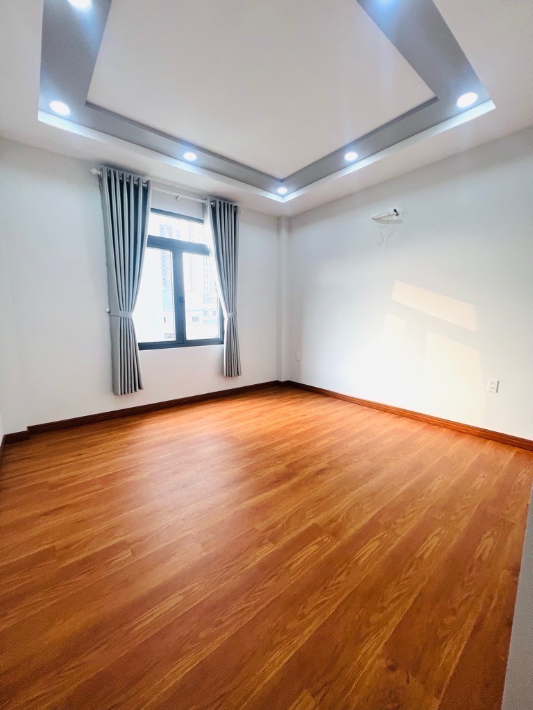 NHÀ ĐẸP KHU PHÂN LÔ VIP TÔ HIỆU - HÒA BÌNH, 70M2, 4 TẦNG, FULL NỘI THẤTGIÁ 9.X TỶ 4