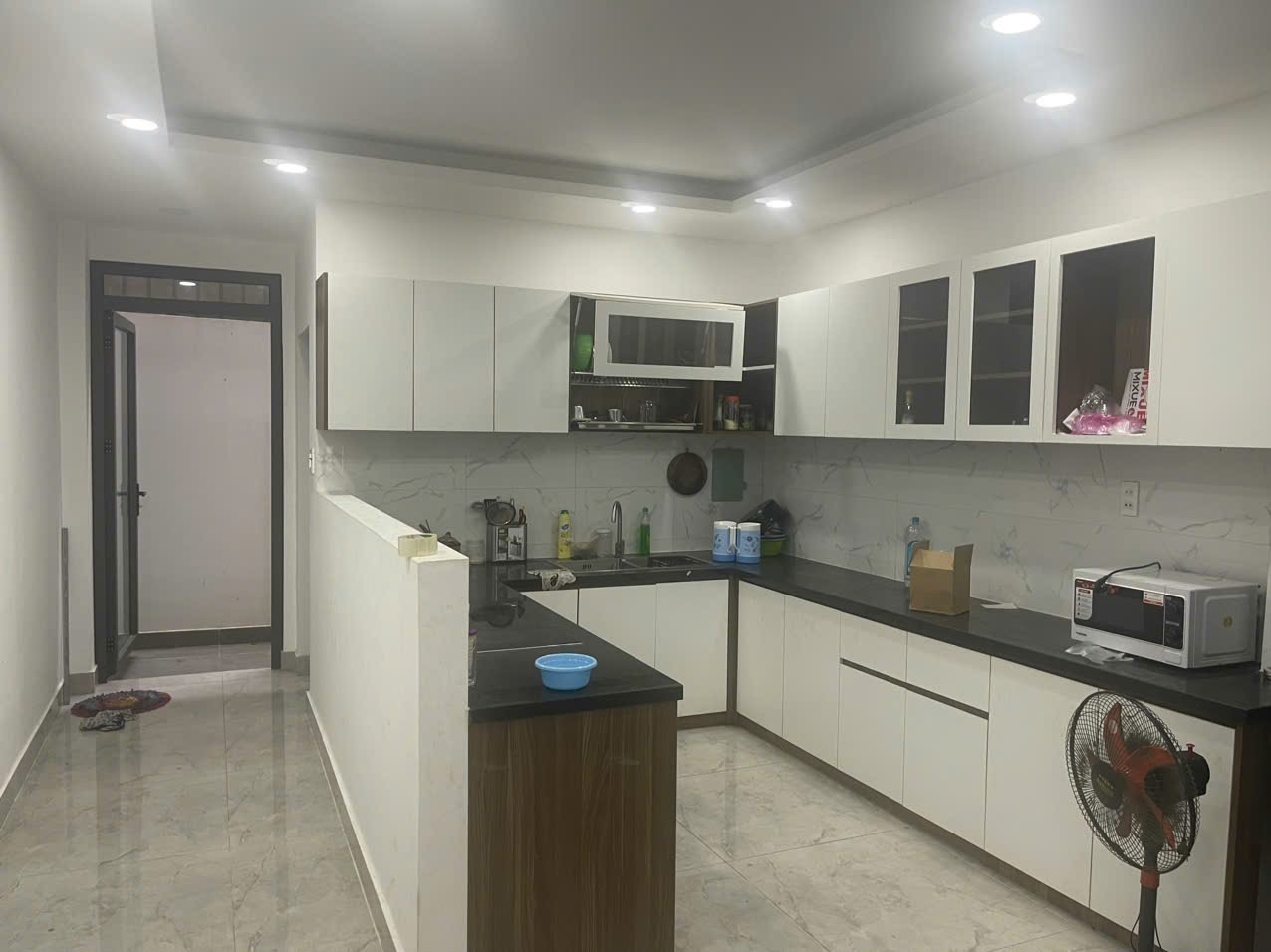 Cho thuê Nhà mặt tiền đường 85, Phường Tân Quy, Diện tích 80m², Giá 27 Triệu 2