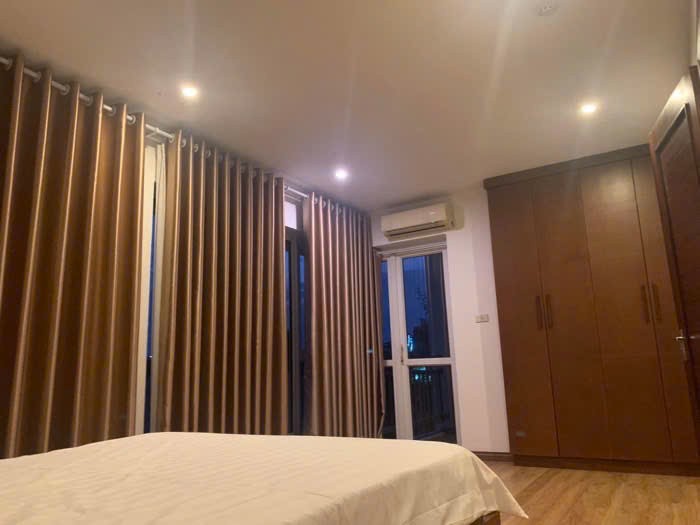 Bán căn hộ dịch vụ 100m2, 6 tầng, thang máy, MT 8m, ngõ ô tô, 27.2 tỷ, Đặng Thai Mai - Tây Hồ 4