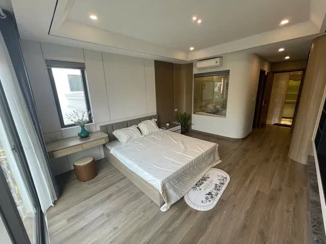 Bán nhà 48m²,6 tầng, Ngô Gia Tự, Ngọc Lâm, Long Biên - 13.2 tỷ.Ô tô 7 chỗ vào nhà. 2