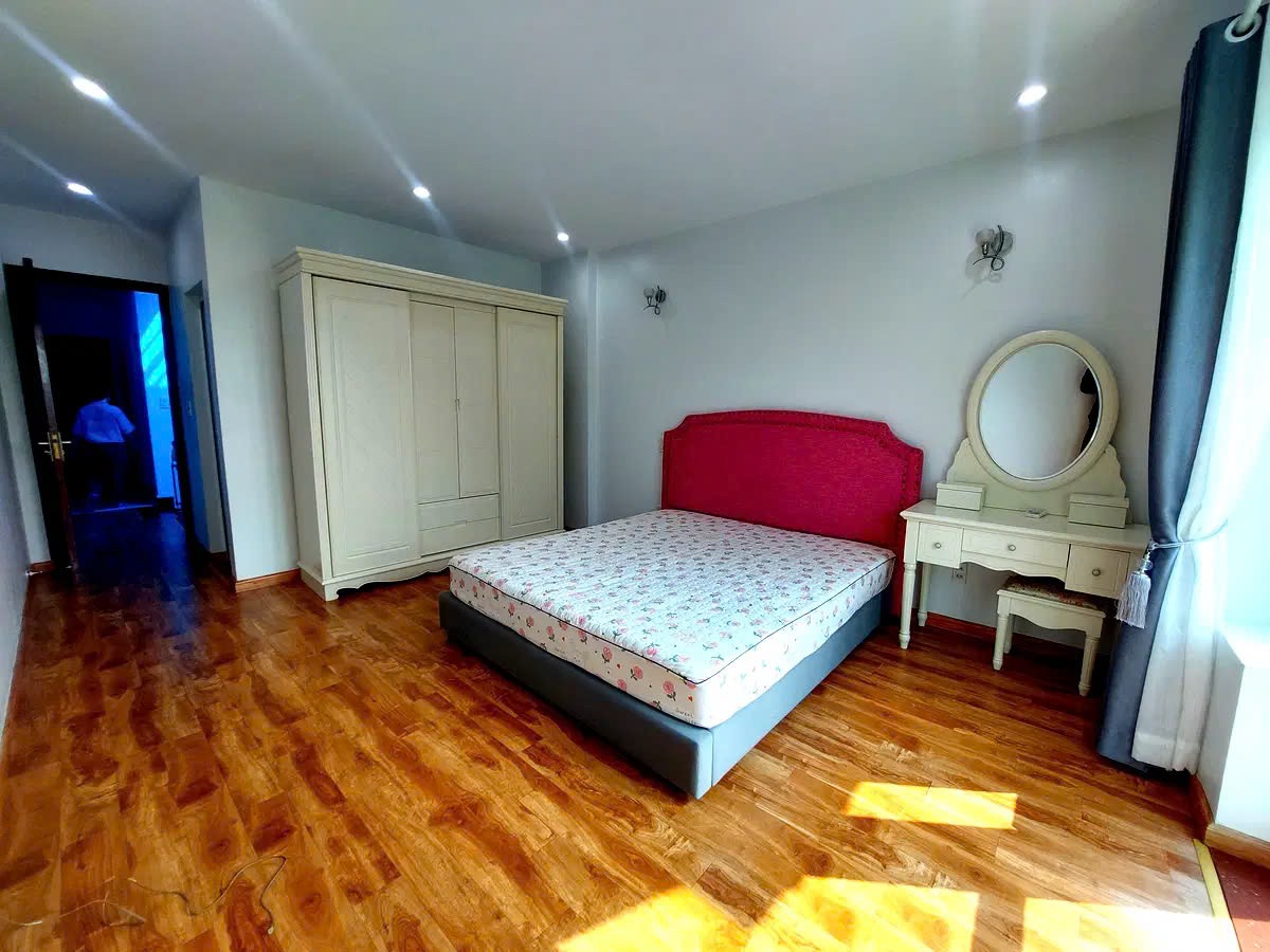 Bán nhà 4 tầng, 64m², ngõ Nguyễn Văn Linh, Đức Giang, Long Biên - 17.9 tỷ 4