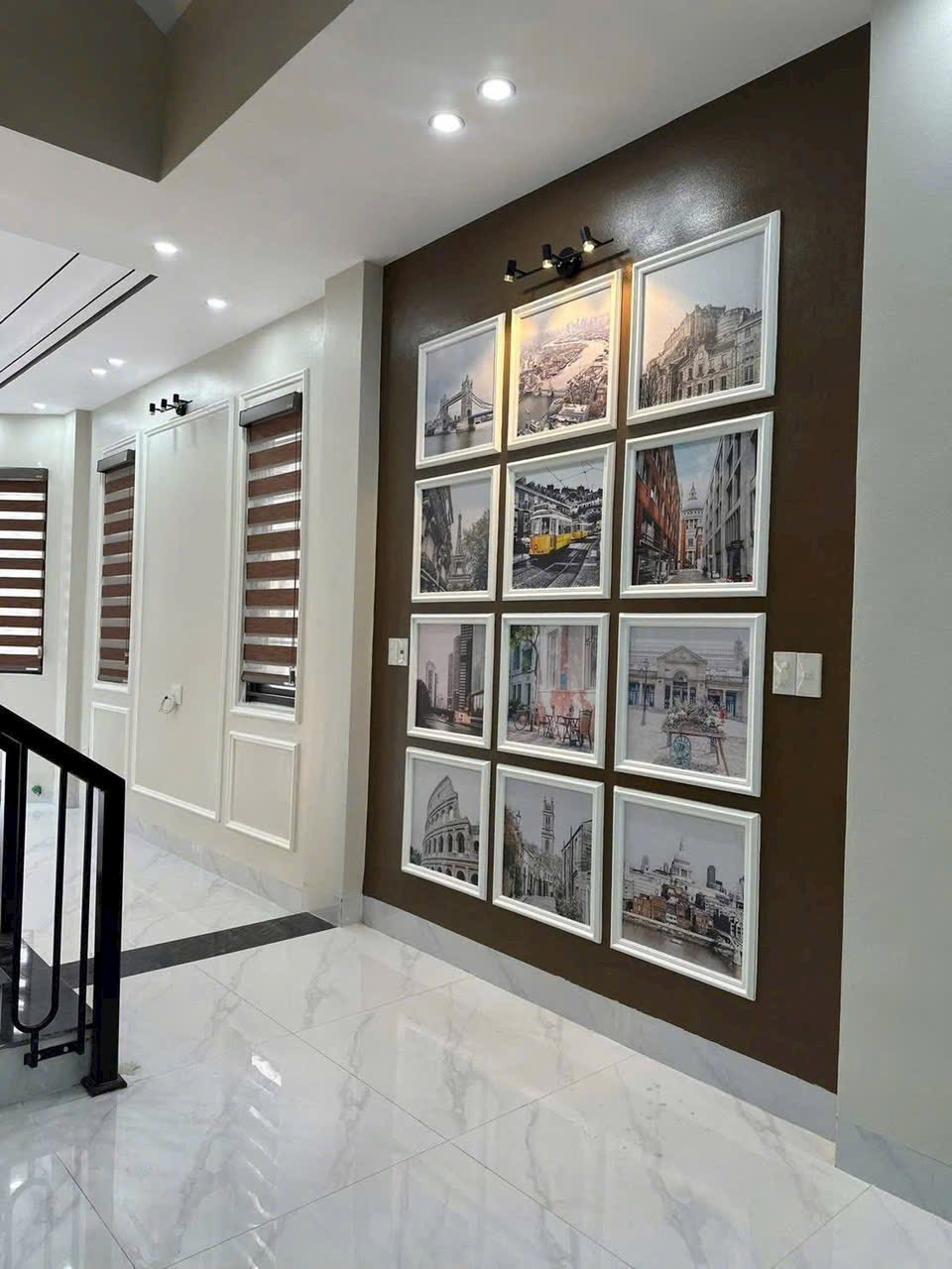 Bán nhà 4 tầng căn góc ngõ phố Nguyễn Hữu Cầu, ph Ngọc Châu, TP HD, 4 ngủ, đường to 2