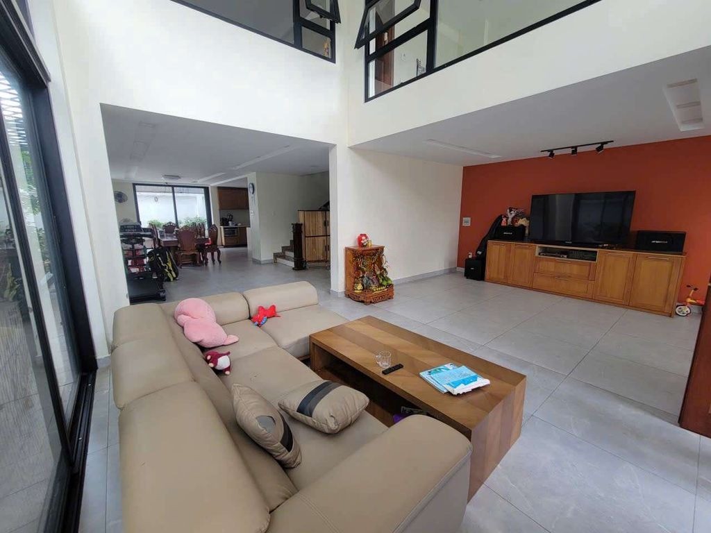 CHO THUÊ BIỆT THỰ KDC AN NINH NGAY VEN SÔNG GIGAMALL 5PN ,500M2 ,40TR 4