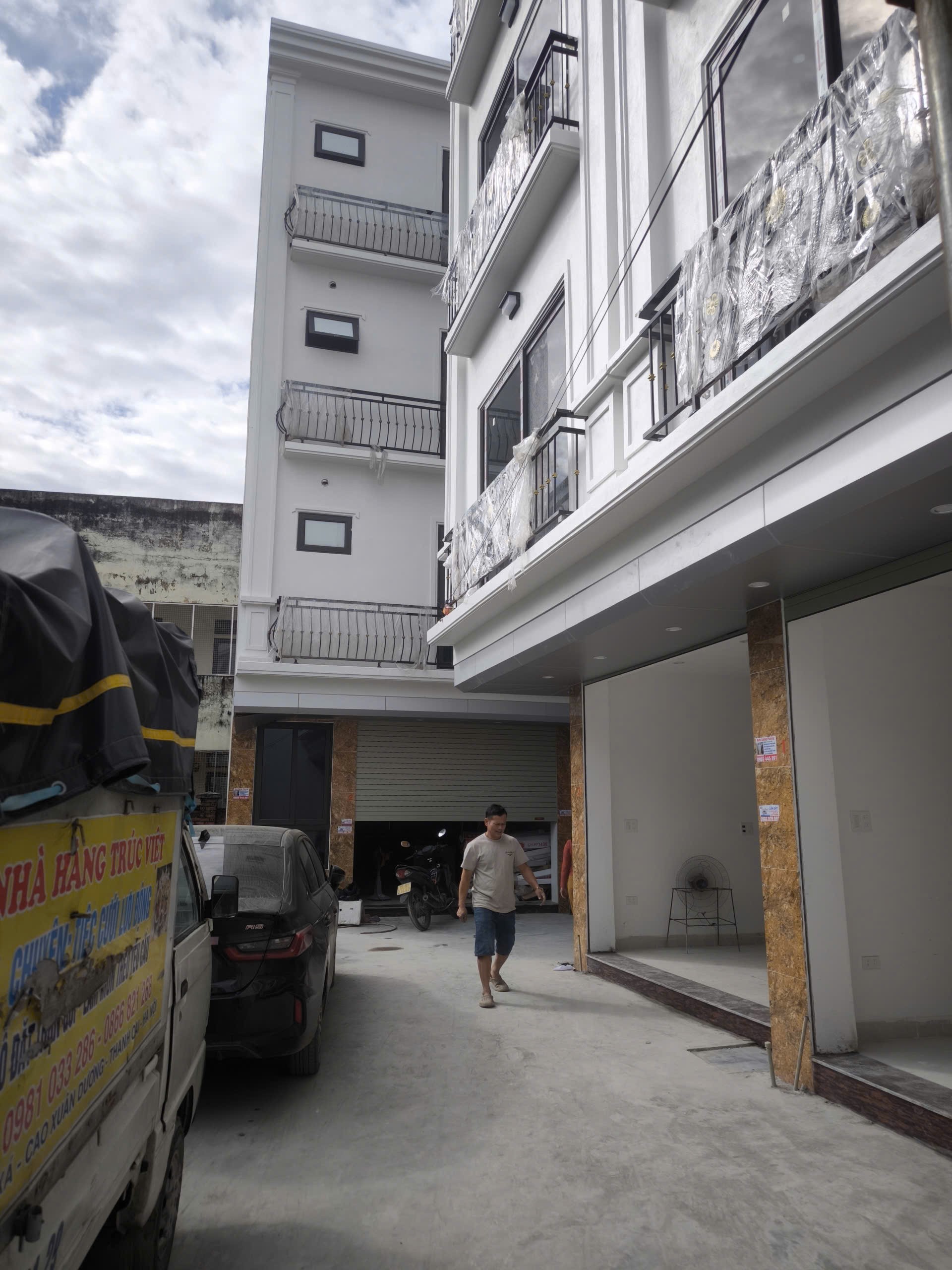 Bán nhà đẹp Vân Côn, Hoài Đức 43M, 4 Tầng, 4 phòng ngủ, ô tô đỗ 2