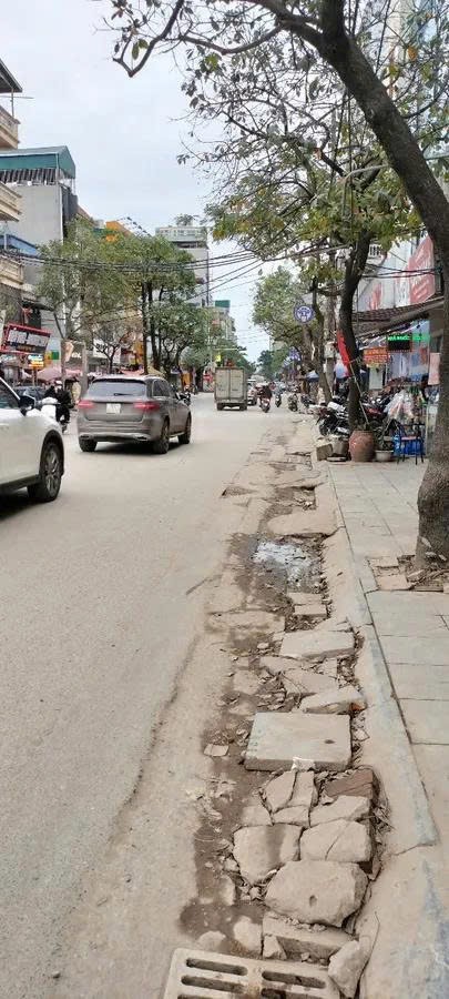 Hiếm nhà mặt phố Lý Tự Trọng, 40m2, mặt tiền 3m, vị trí đẹp, đường rộng đẹp, kinh doanh, giá 12.6