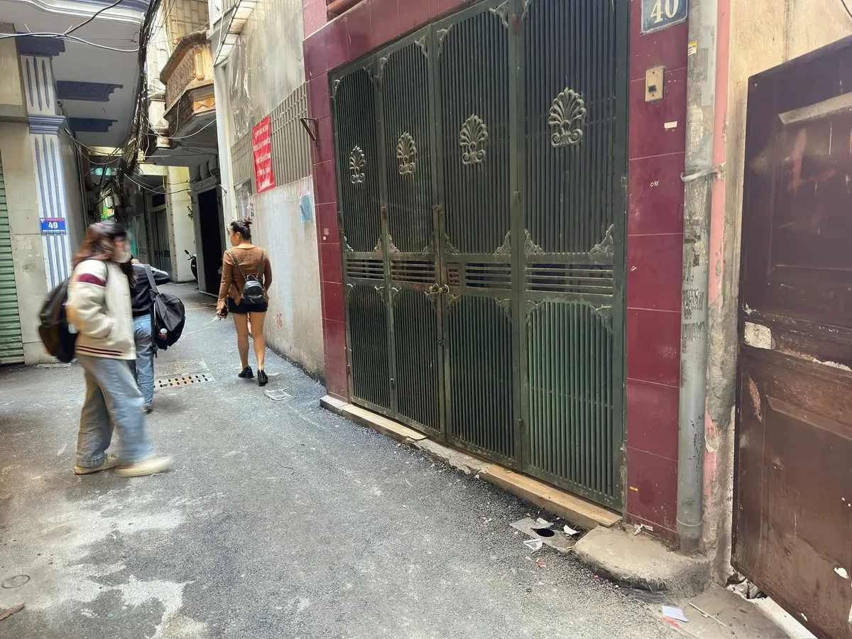 SHOCK!: 30M RA PHỐ - SỔ VUÔNG- 2 THOÁNG. bán nhà THANH XUÂN