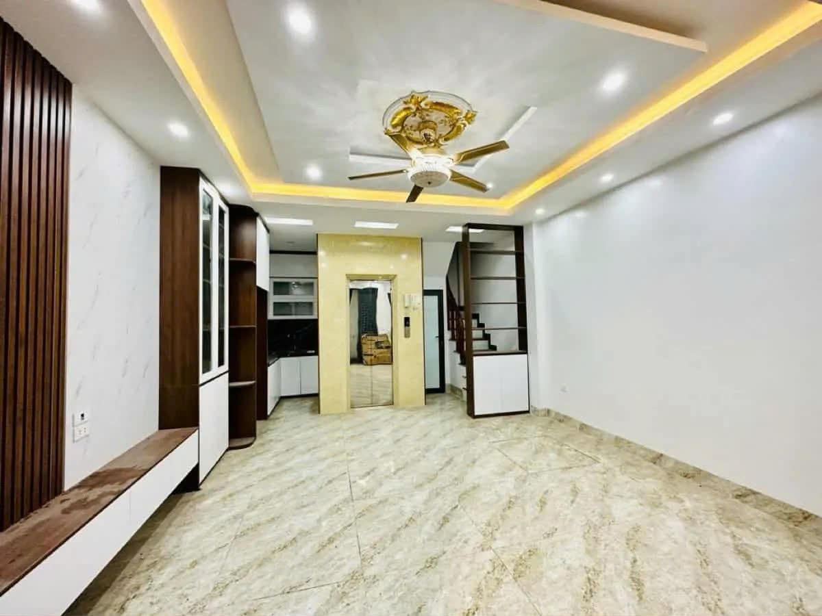 hIẾM!:30M RA PHỐ - SỔ VUÔNG- 2 THOÁNG TRƯỚC SAU bán nhà THANH XUÂN