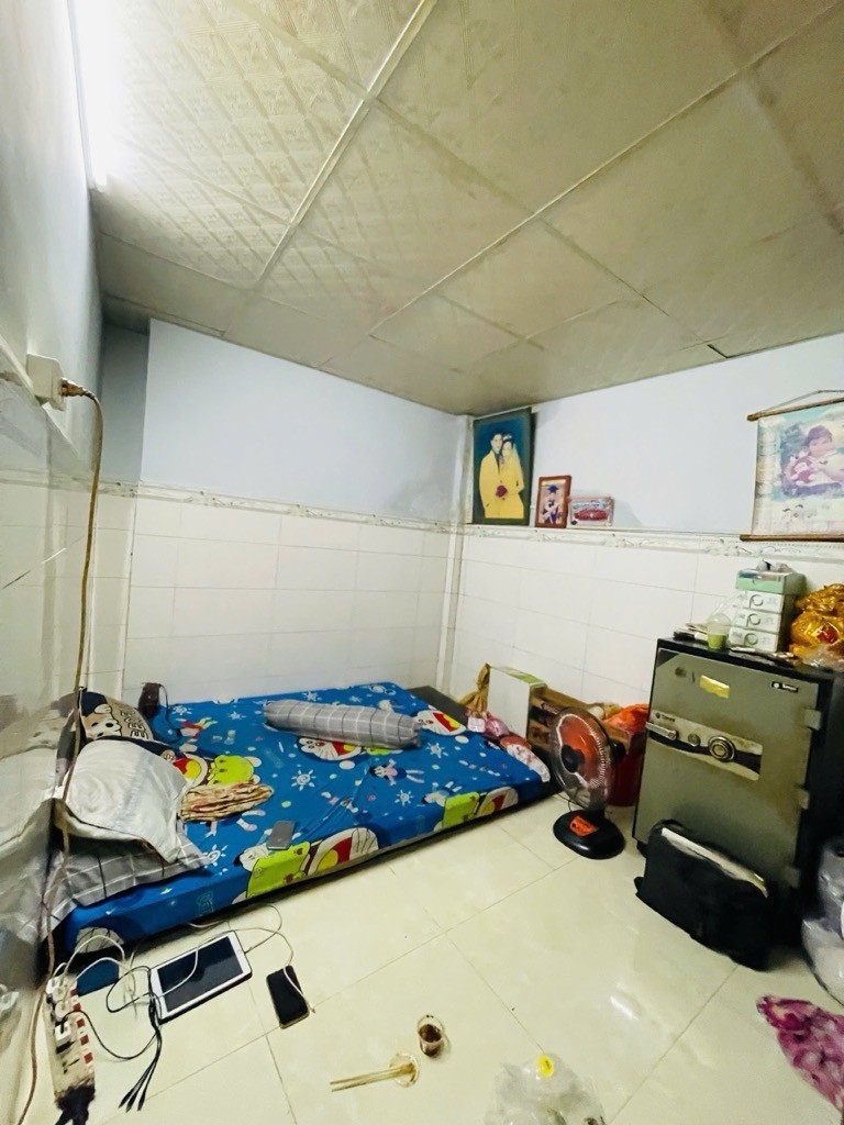 BÁN NHÀ MẶT TIỀN HUỲNH TẤN PHÁT, CHỈ 200M ĐẾN QUẬN 4 – VỊ TRÍ ĐẮC ĐỊA, GIÁ CHỈ 13 TỶ 5