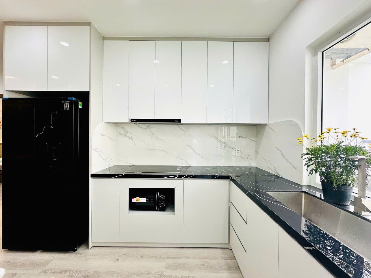 Chủ nhà đành lòng bán căn hộ 724 OC1A Mường Thanh Viễn Triều, giá chỉ 3 tỷ 099 triệu 12