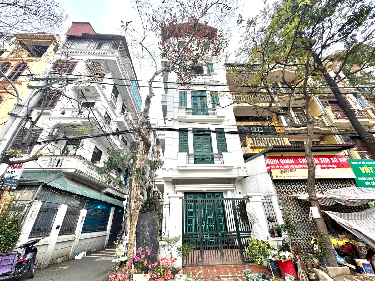 Hoàng Quốc Việt, phân lô ô tô tránh, kinh doanh ngõ thông, 100m, 30 Tỷ 2