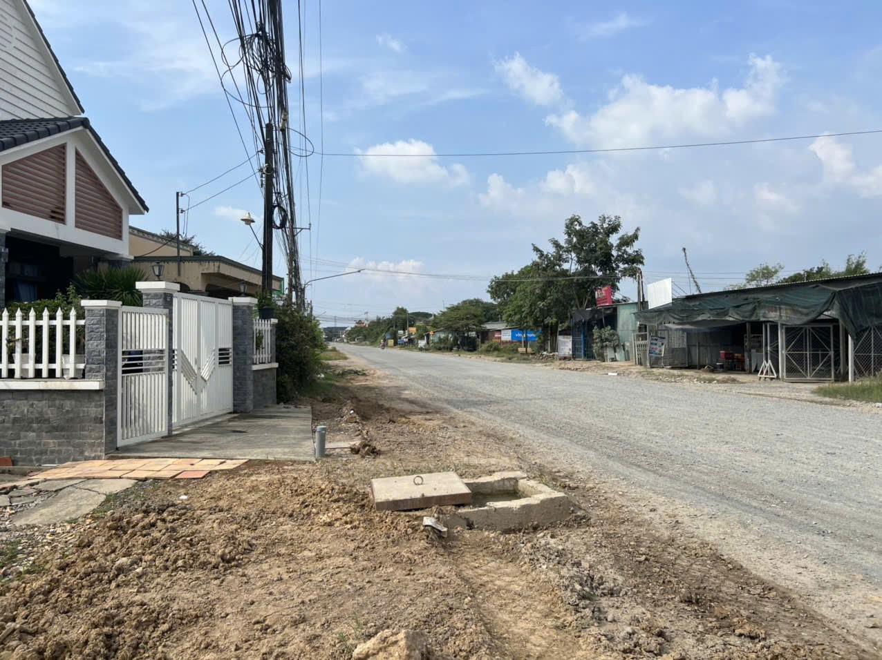 Thanh lý nhà mặt đường Sò Đo, thị trấn Hậu Nghĩa, huyện Đức Hòa, nay là xã Hậu Nghĩa tỉnh Long An 4