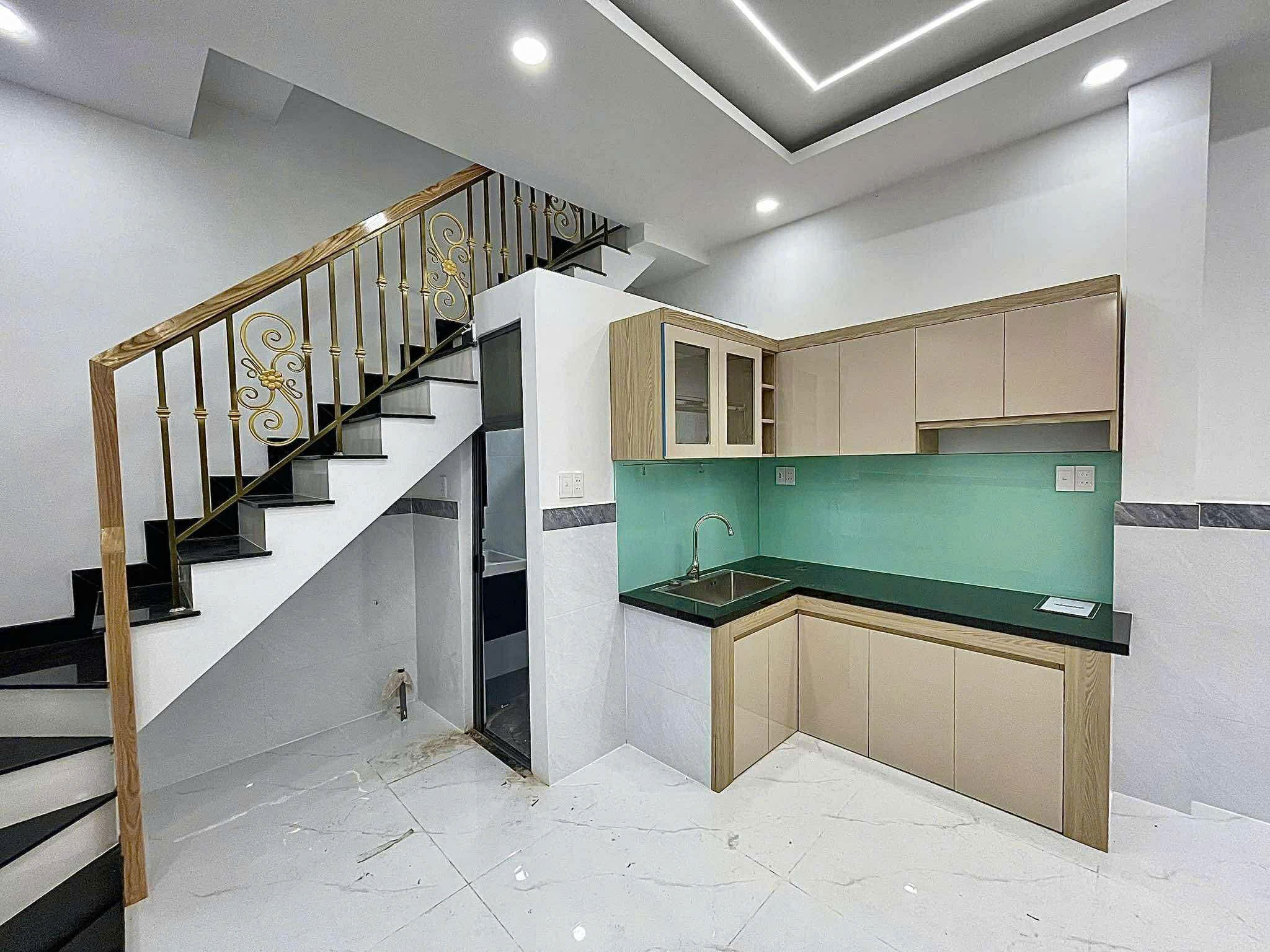 CHỈ 3.9 TỶ CÓ NHÀ MỚI GIÁP Q6 29M2 2 TẦNG BTCT 2PN 2WC SÁT HẺM XE HƠI 2