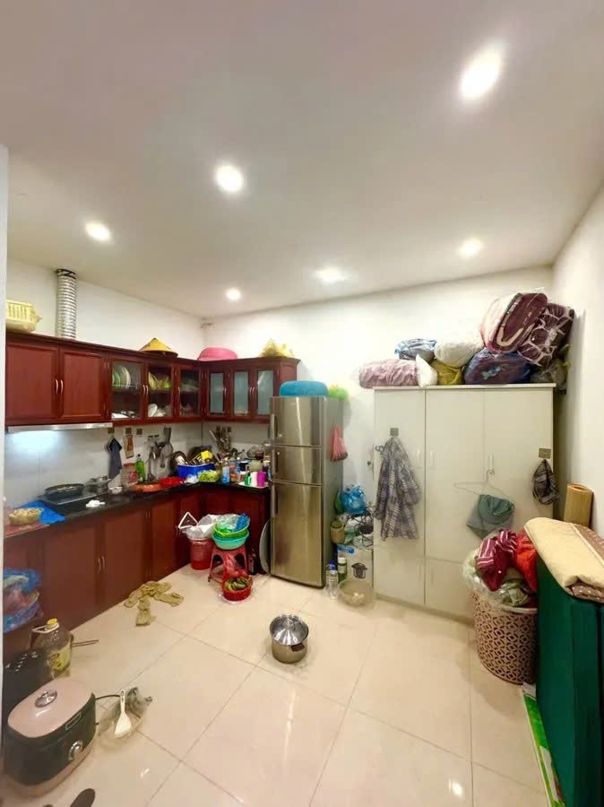 Hiếm Có: GẦN PHỐ - KHÔNG QUY HOẠCH - NỞ HẬU. Bán nhà THANH XUÂN 2