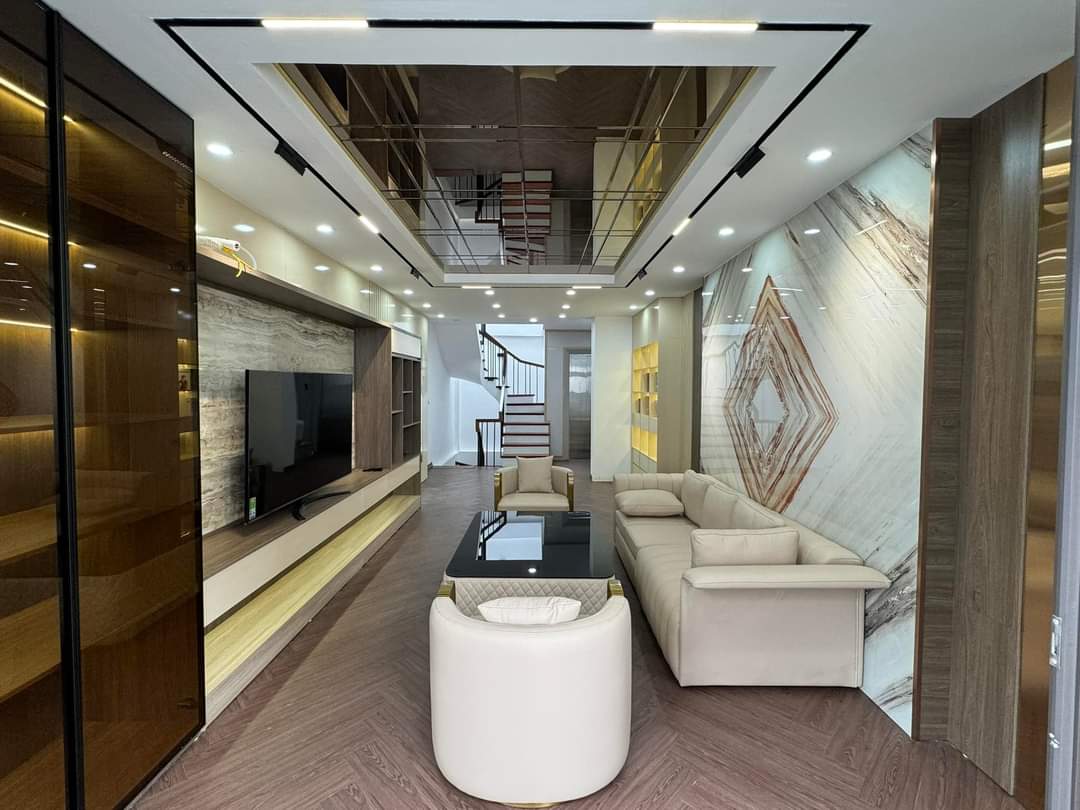 Bán nhà Vân Canh 45M 6 Tầng, thang máy đường 7m, vỉa hè 2m, kinh doanh, ô tô đỗ 2