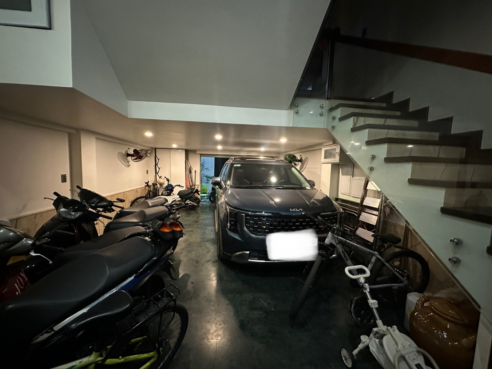 NHÀ ĐẸP 5 TẦNG THÍCH QUẢNG ĐỨC - NỘI THẤT CAO CẤP + GARA Ô TÔ - 87M² (5×17) VUÔNG A4 - 22 TỶ 12