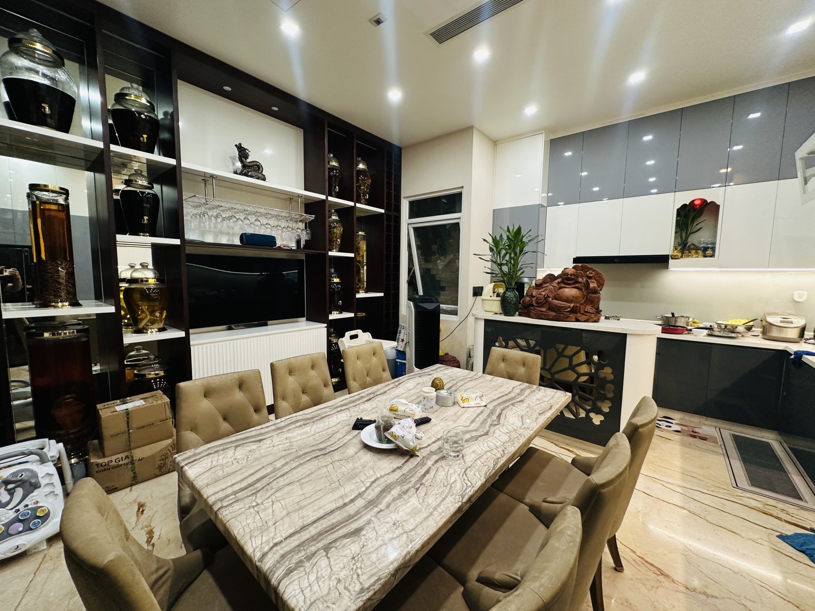 NHÀ ĐẸP 5 TẦNG THÍCH QUẢNG ĐỨC - NỘI THẤT CAO CẤP + GARA Ô TÔ - 87M² (5×17) VUÔNG A4 - 22 TỶ 13