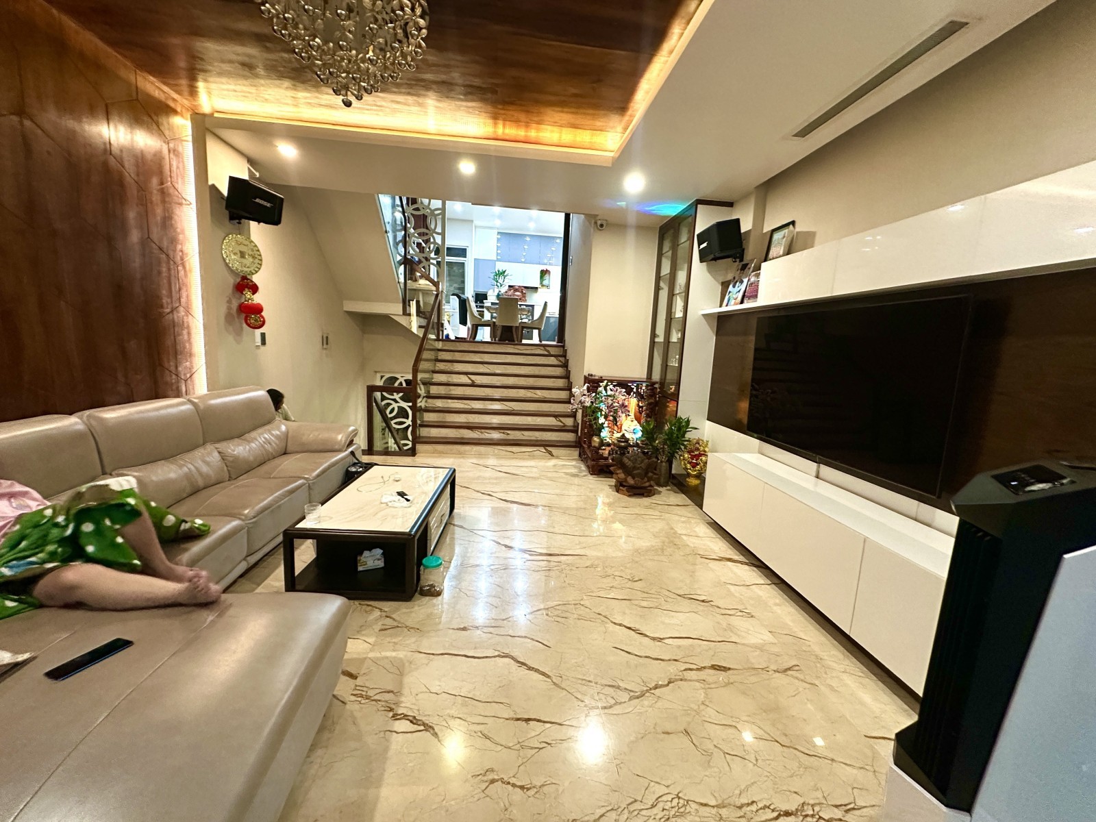 NHÀ ĐẸP 5 TẦNG THÍCH QUẢNG ĐỨC - NỘI THẤT CAO CẤP + GARA Ô TÔ - 87M² (5×17) VUÔNG A4 - 22 TỶ 9