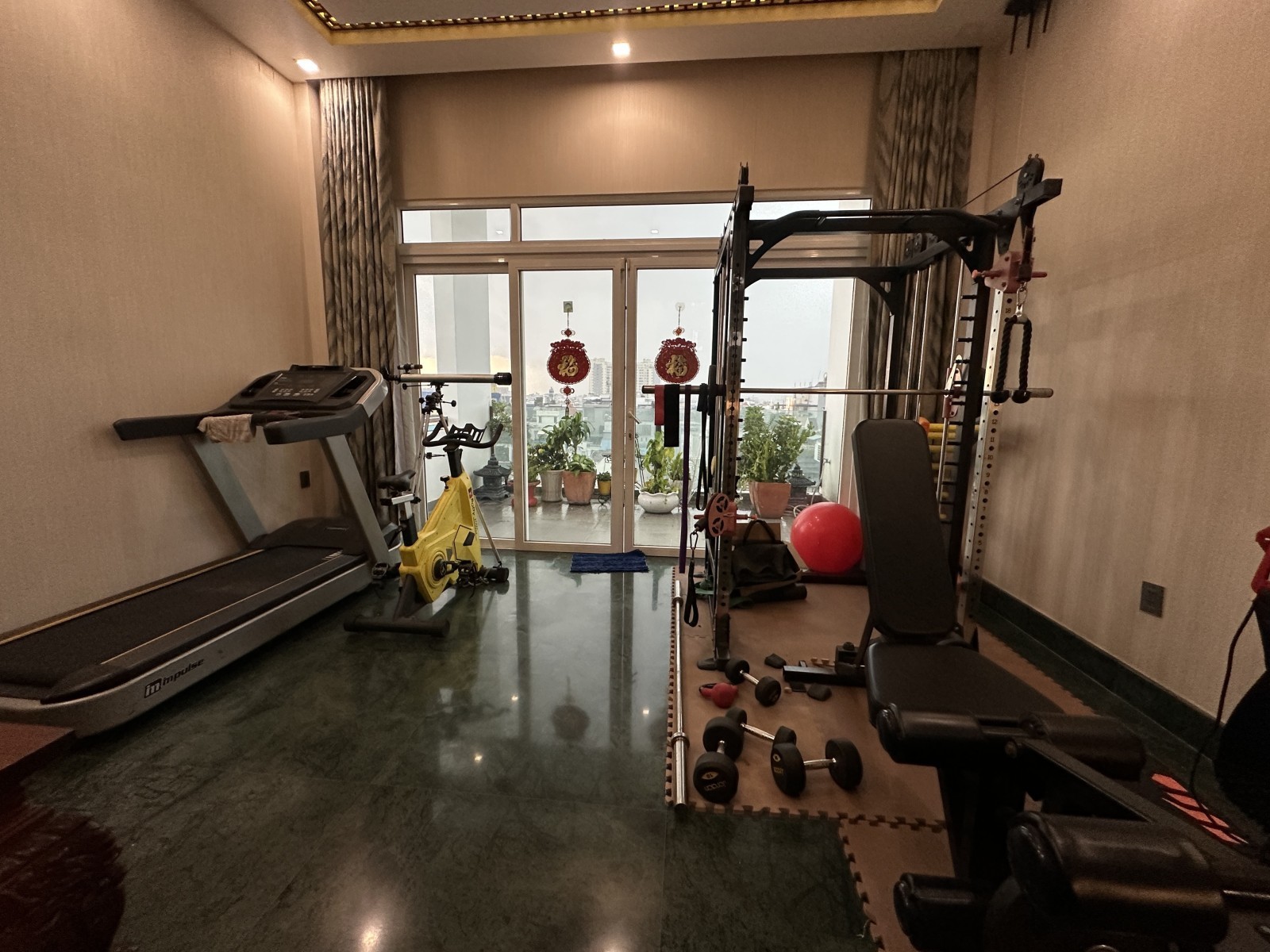 NHÀ ĐẸP 5 TẦNG THÍCH QUẢNG ĐỨC - NỘI THẤT CAO CẤP + GARA Ô TÔ - 87M² (5×17) VUÔNG A4 - 22 TỶ 7