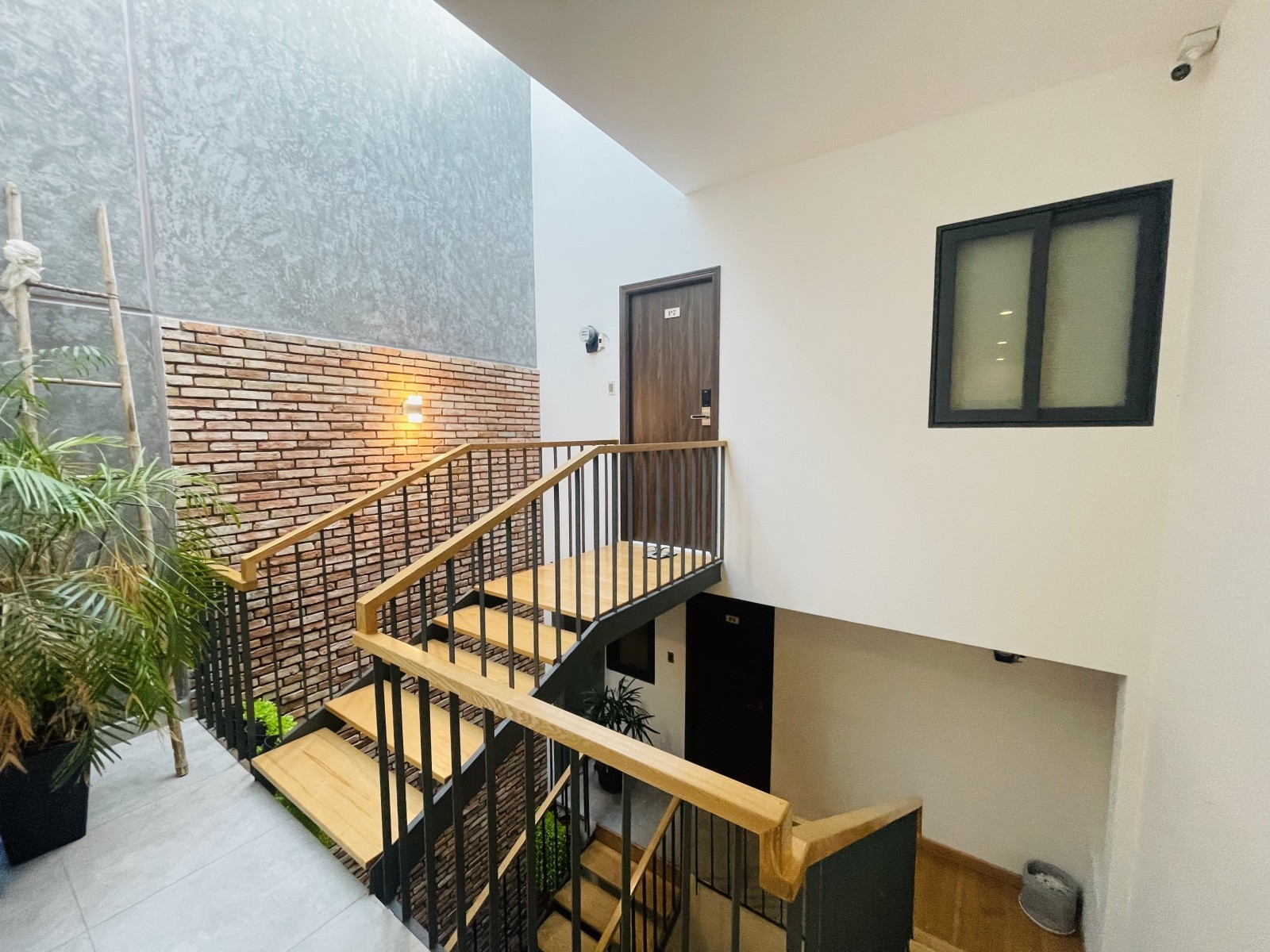 NHÀ 4 TẦNG - 2 MẶT TIỀN Q1 - 148m2 - ĐANG THUÊ KHOÁN 120TR/THÁNG - GIÁ 32 TỶ 7