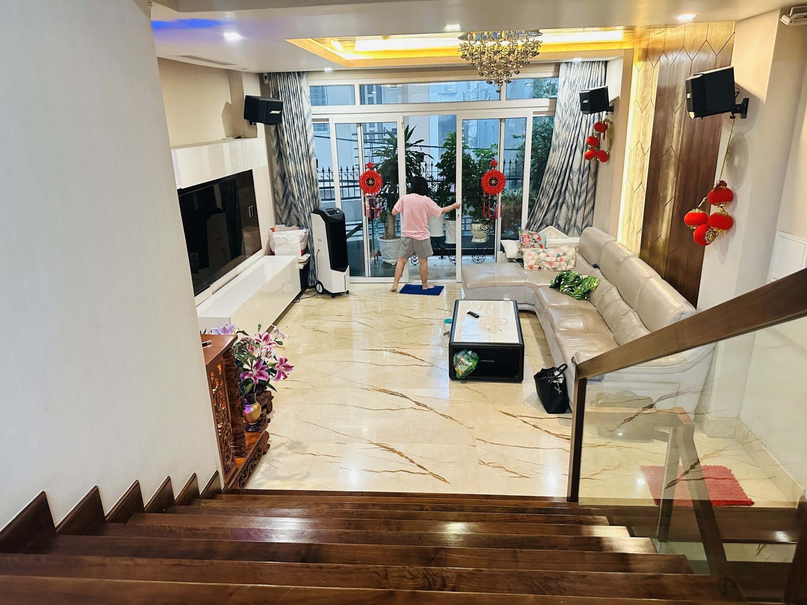 NHÀ ĐẸP 5 TẦNG THÍCH QUẢNG ĐỨC - NỘI THẤT CAO CẤP + GARA Ô TÔ - 87M² (5×17) VUÔNG A4 - 22 TỶ 3