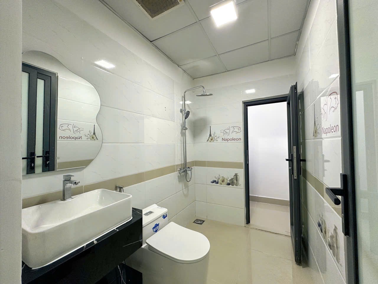 CẦN BÁN CĂN 2PN NAPOLEON NHA TRANG VIEW BIỂN TẦNG CAO, GIÁ 2 TỶ 690 6