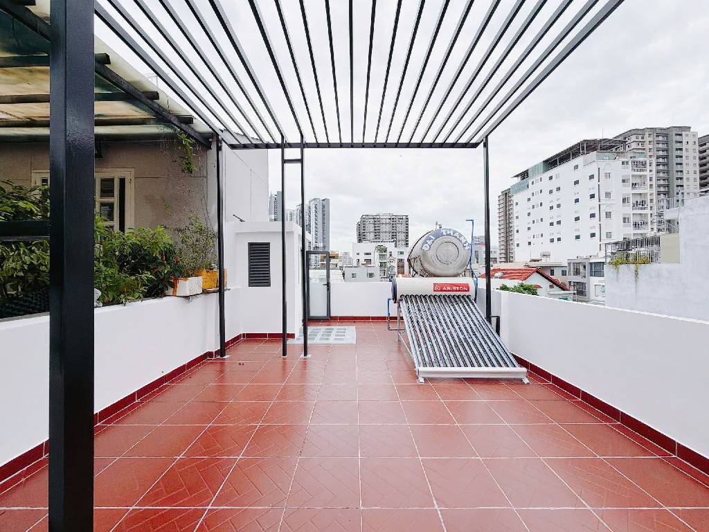 HIẾM CÓ! NHÀ 4 TẦNG – XE HƠI NGỦ TRONG NHÀ – KỀ PHÚ MỸ HƯNG 4