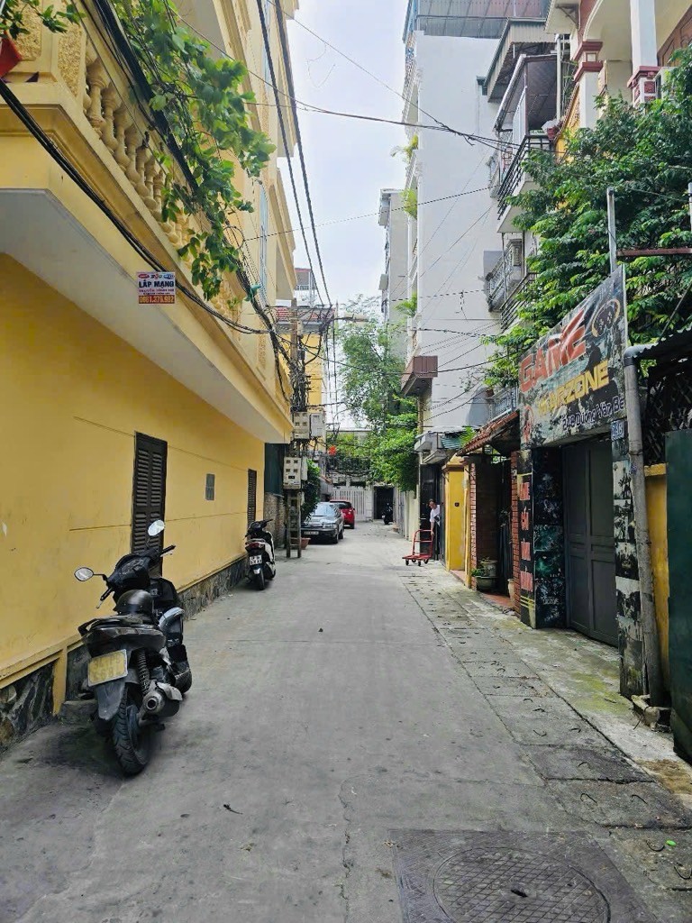 Cần bán Nhà mặt tiền đường Dương Văn Bé, Phường Vĩnh Tuy, Diện tích 50m², Giá 15.8 Tỷ 2