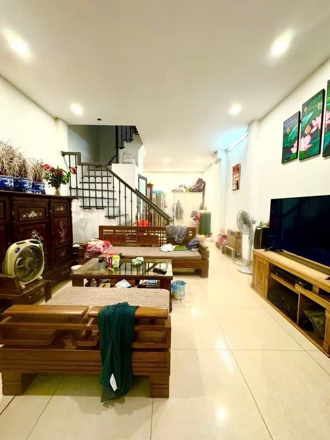 Hiếm Có: GẦN PHỐ - KHÔNG QUY HOẠCH - NỞ HẬU. Bán nhà THANH XUÂN 3