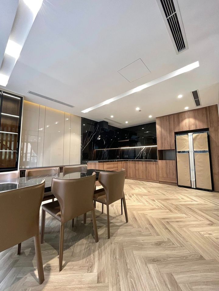 Nhà mặt đường Di Trạch, Hoài Đức 45M2, 5 Tầng, đường 5m kinh doanh, 2 mặt tiền giá 7.1 tỷ 6