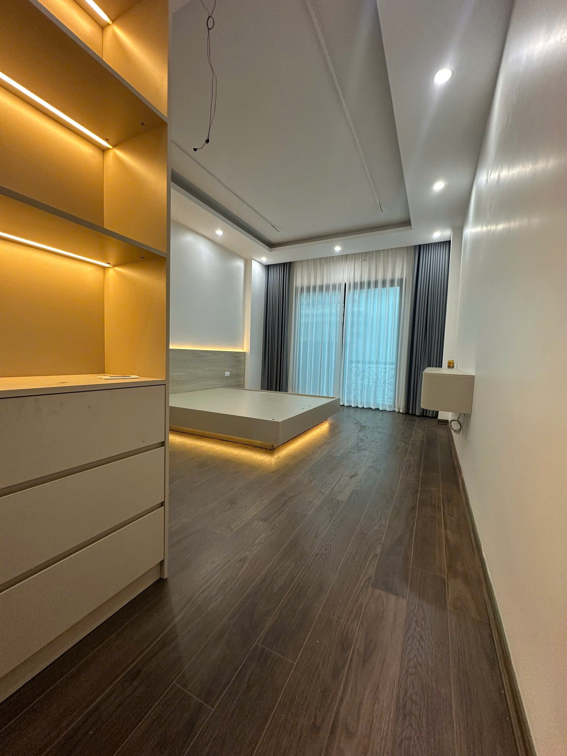 Nhà đẹp Đông La, An Khánh, ô tô qua nhà, đầy đủ nội thất, gần Công Viên Đông La, KĐT Đô Ng 6