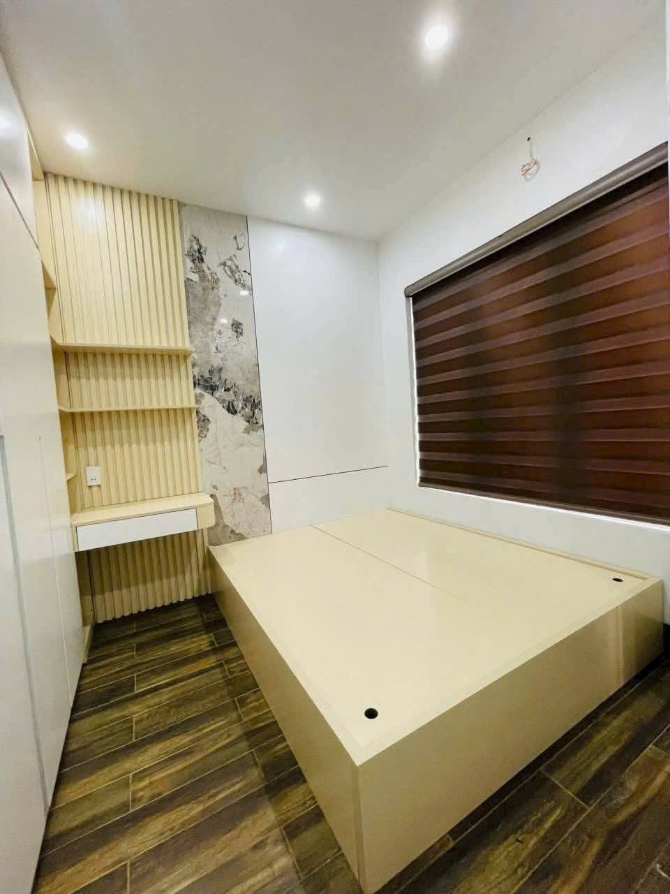 Bán nhà 3 tầng ngõ phố Lê Cảnh Tuân, ph Hải Tân, TP HD, 40m2, 3 ngủ, 2vs, chỉ 2.25 tỷ