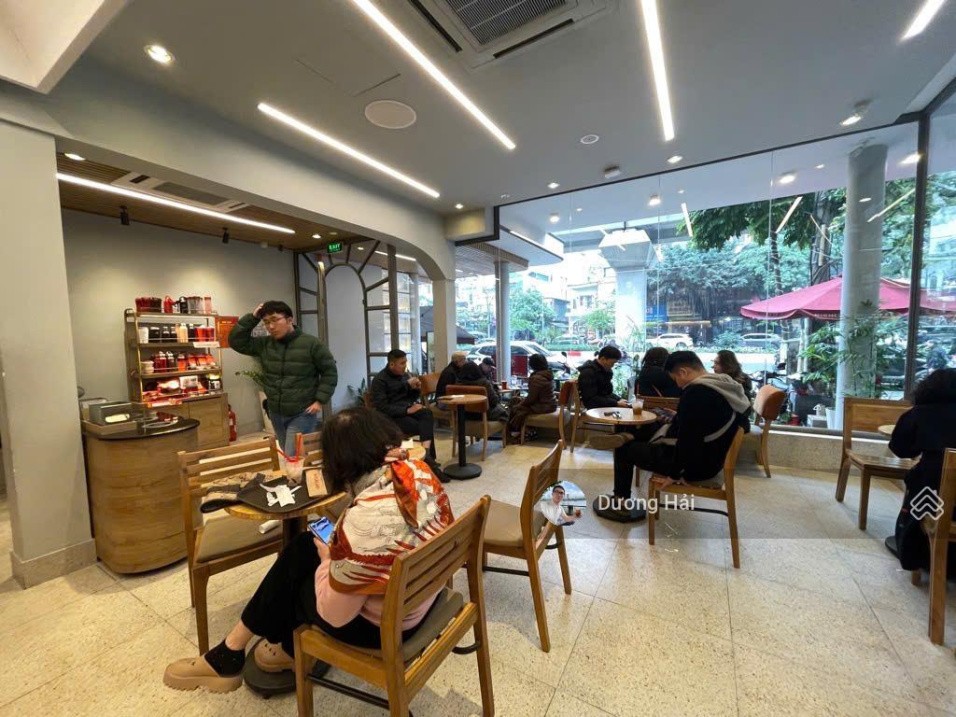 Bán nhà mặt phố phường Nghĩa Đô Cầu Giấy - 100m MT 6m - lô góc hai mặt ô tô kinh doanh vỉa hè 4