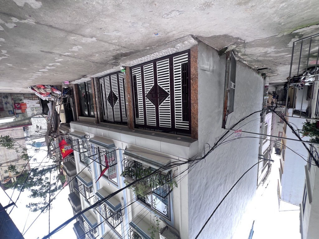 Cần bán Nhà mặt tiền đường Đại Đồng, Phường Thanh Trì, Diện tích 76m², Giá 13.9 Tỷ 2