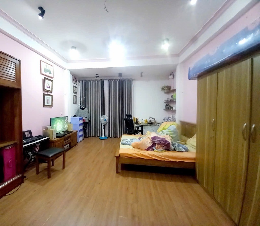 Cần bán Nhà mặt tiền đường Đại Đồng, Phường Thanh Trì, Diện tích 76m², Giá 13.9 Tỷ 4