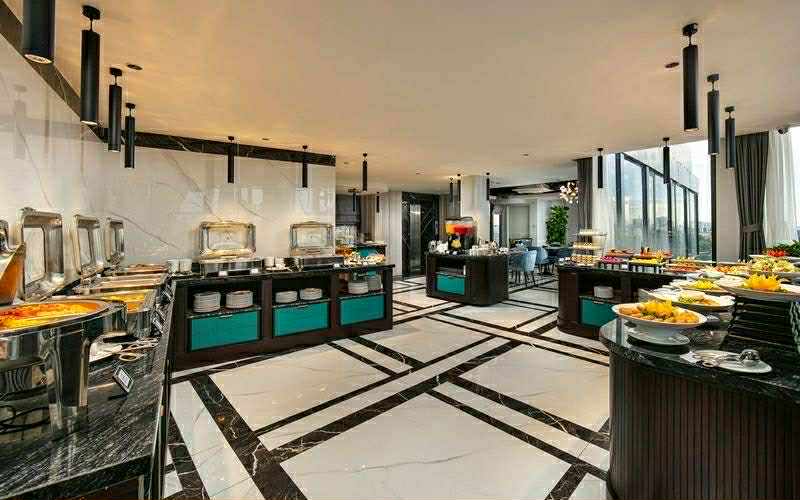 bán khách sạn 4* Hoàn Kiếm, 500m x 12 tầng, mặt tiền 18m, dòng tiền 1 tỷ/tháng 5