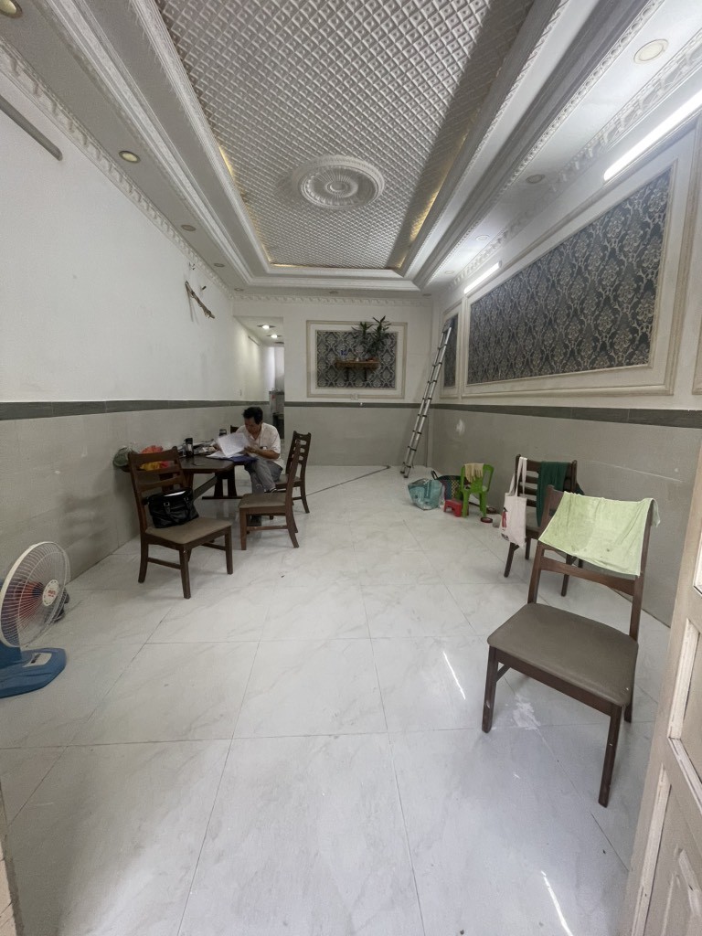 1) NHÀ MẶT TIỀN KHU TRUNG TÂM – GIÁ CHỈ 2.5 TỶ 4