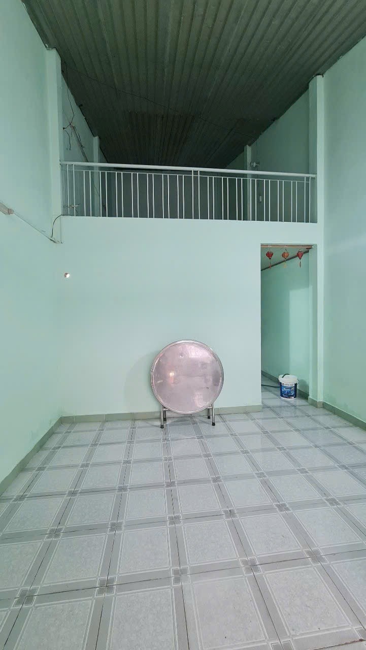 Giá cực hời! Bán nhà hẻm Lê Đình Thám Tân Phú 50m2, sổ hồng. Chỉ 4.7 tỷ. Gọi ngay! 4