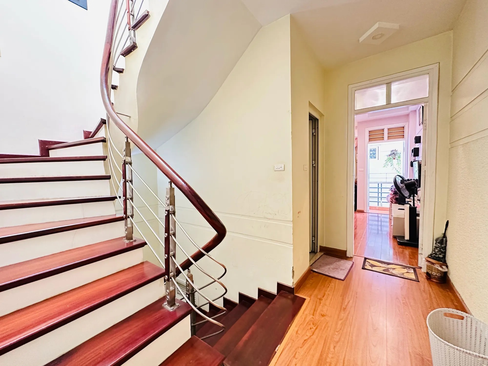 Bán Nhà Trường Chinh 53m2. 5 tầng. mặt tiền 4.3m. giá 14.7 Tỷ Đống Đa Hà Nội 2