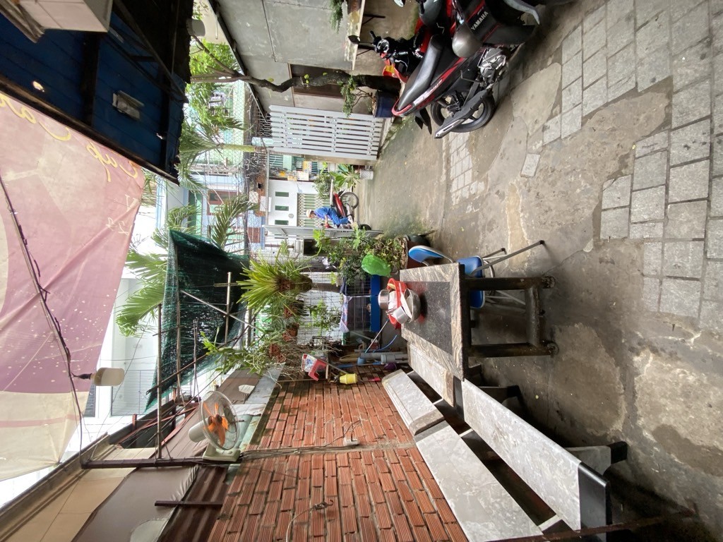 HIẾM CÓ – ĐẤT LỚN QUẬN 7,  8.6 × 30MÔ TÔ VÀO NHÀ – CHỈ 80 TRIỆU/M² 3