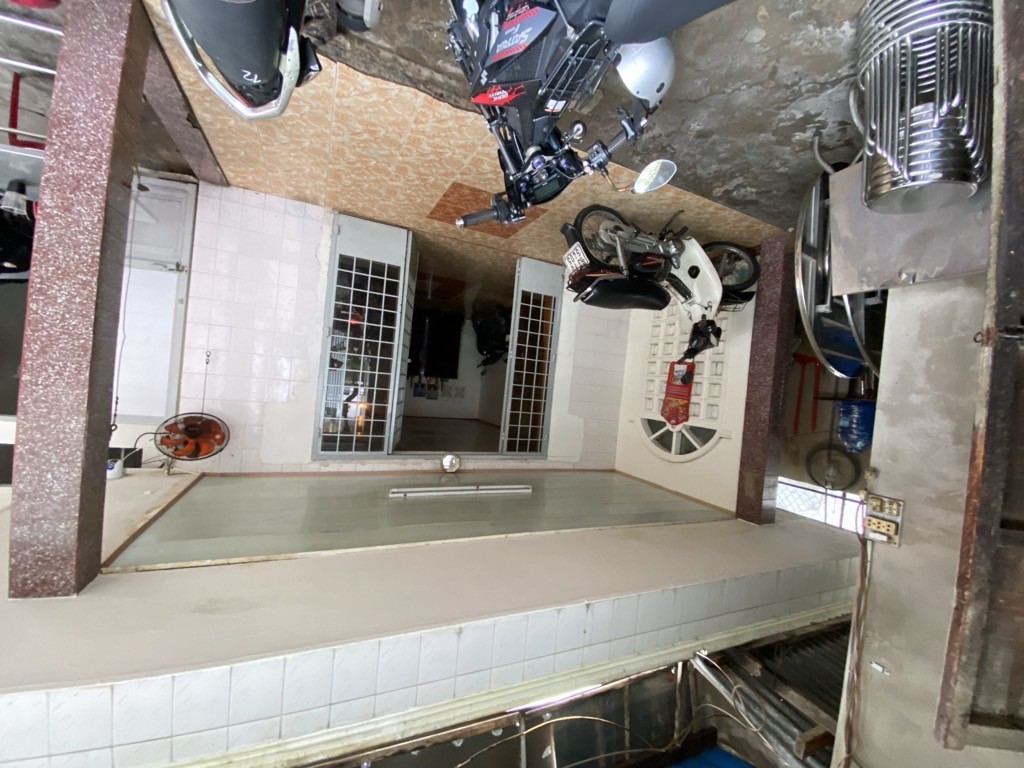 HIẾM CÓ – ĐẤT LỚN QUẬN 7,  8.6 × 30MÔ TÔ VÀO NHÀ – CHỈ 80 TRIỆU/M² 4