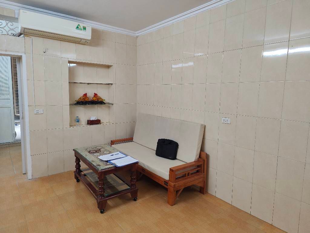 Cần bán Nhà mặt tiền đường Yên Lạc, Phường Vĩnh Tuy, Diện tích 55m², Giá 3.8 Tỷ