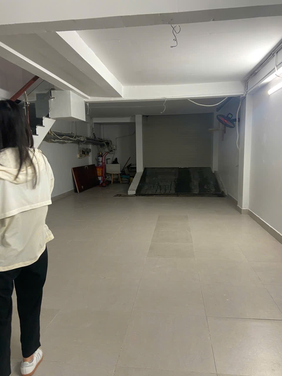 CHO THUÊ BIỆT THỰ LITTLE VILLAGE, SÁT GIGAMALL,1 HẦM 4 LAU,6PN,26TR. 4